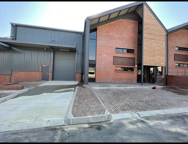 877M² WAREHOUSE TO LET IN RIVERSANDS